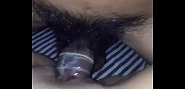  Novia  de vagina apretada